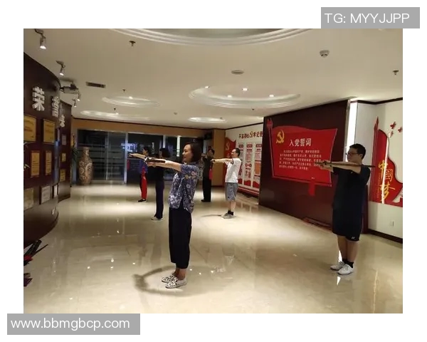 兰斯与里昂激战正酣比分揭晓精彩瞬间回顾与分析 兰斯与里昂激战正酣比分揭晓精彩瞬间回顾与分析