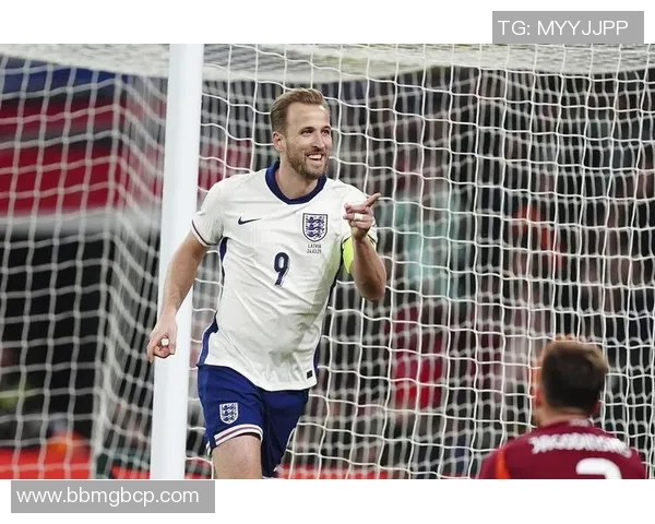 凯恩的传奇旅程：从足球天才到全球偶像的成长故事