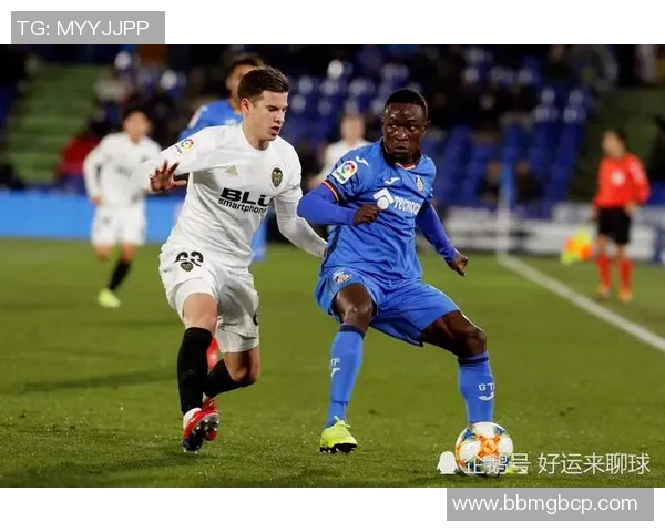 菲律宾与越南足球对决结果揭晓精彩瞬间回顾与分析 菲律宾与越南足球对决结果揭晓精彩瞬间回顾与分析